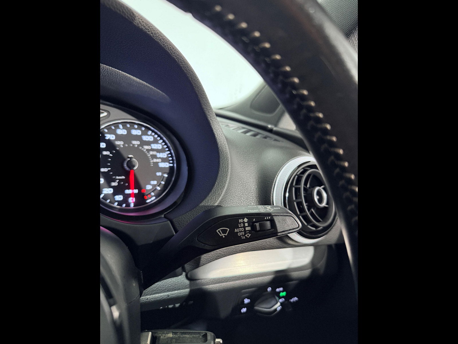 Audi A3 1.6 TDI S line Sportback Euro 6 (s/s) 5dr 5dr Manual 2016