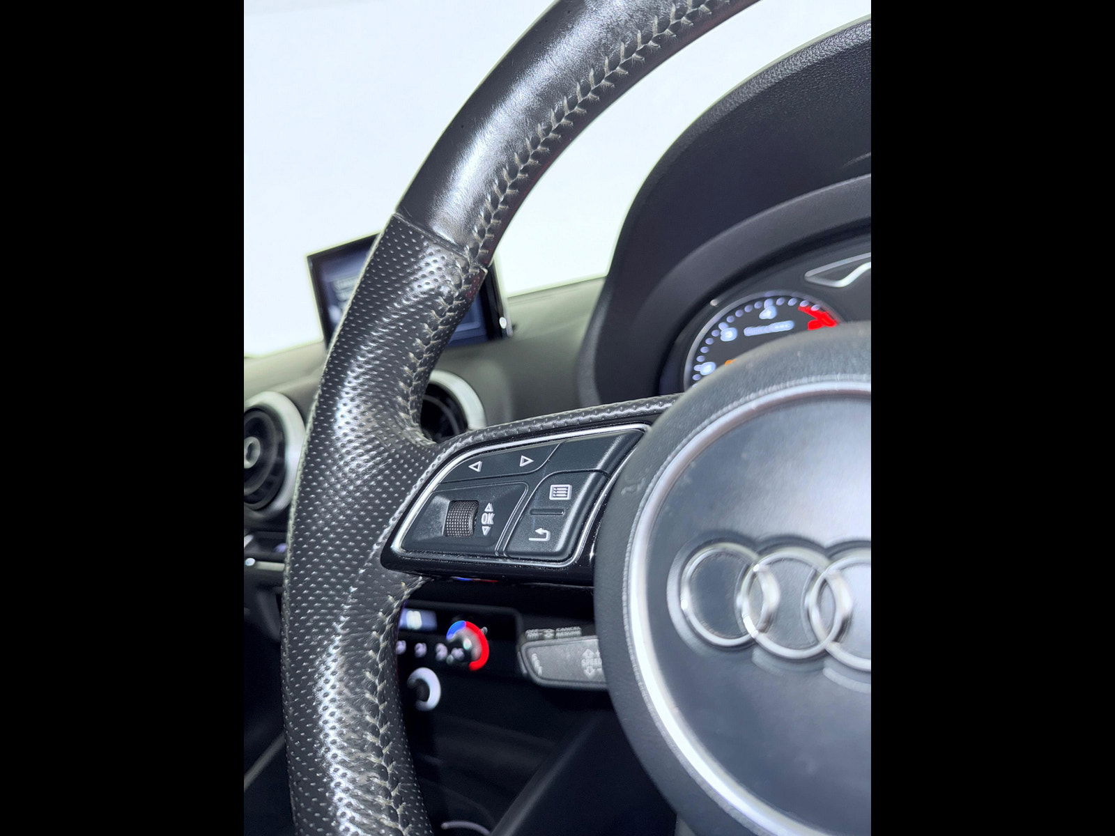 Audi A3 1.6 TDI S line Sportback Euro 6 (s/s) 5dr 5dr Manual 2016