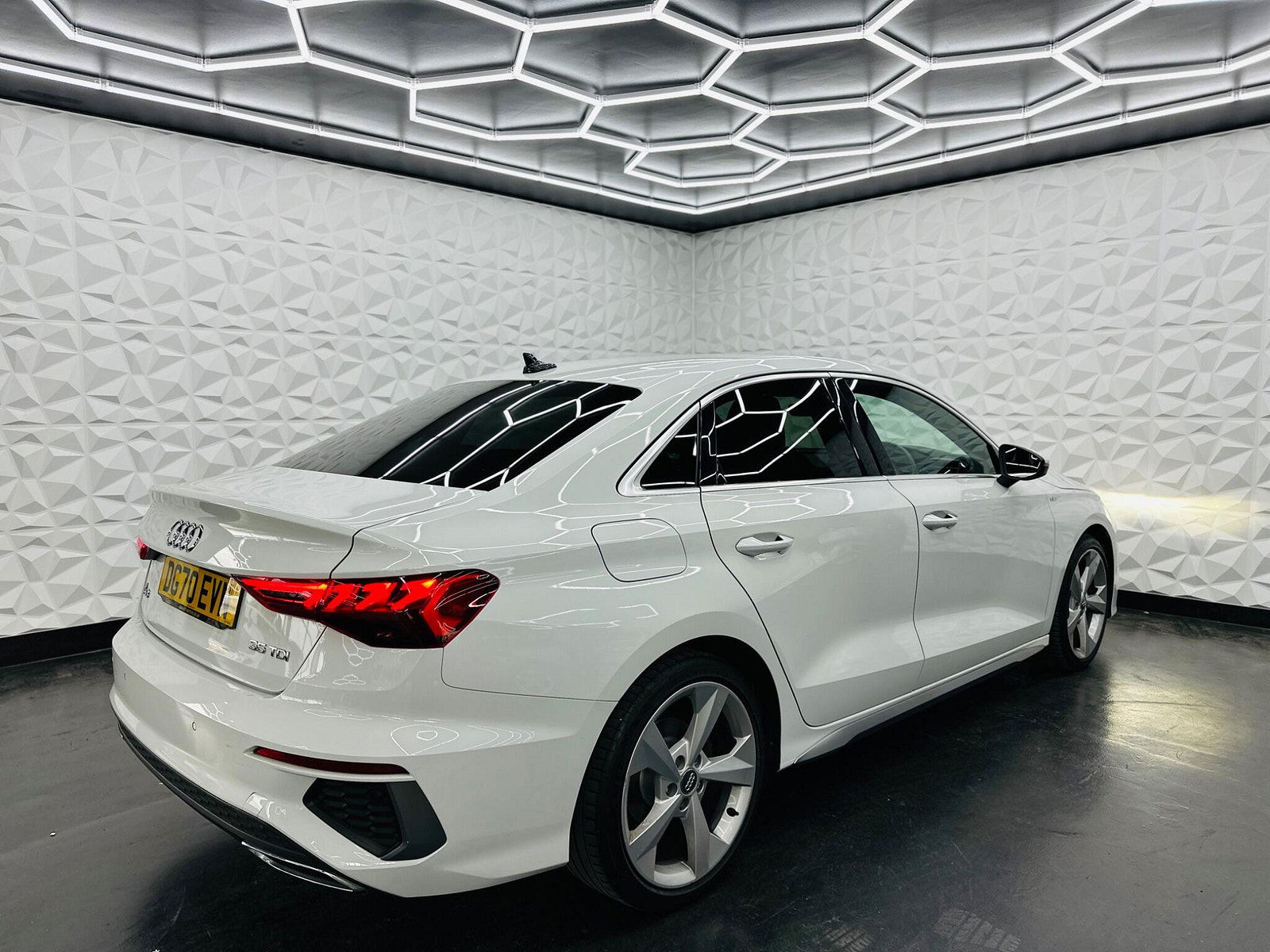 Audi A3 2.0 TDI 35 S line S Tronic Euro 6 (s/s) 4dr 4dr Automatic 2020