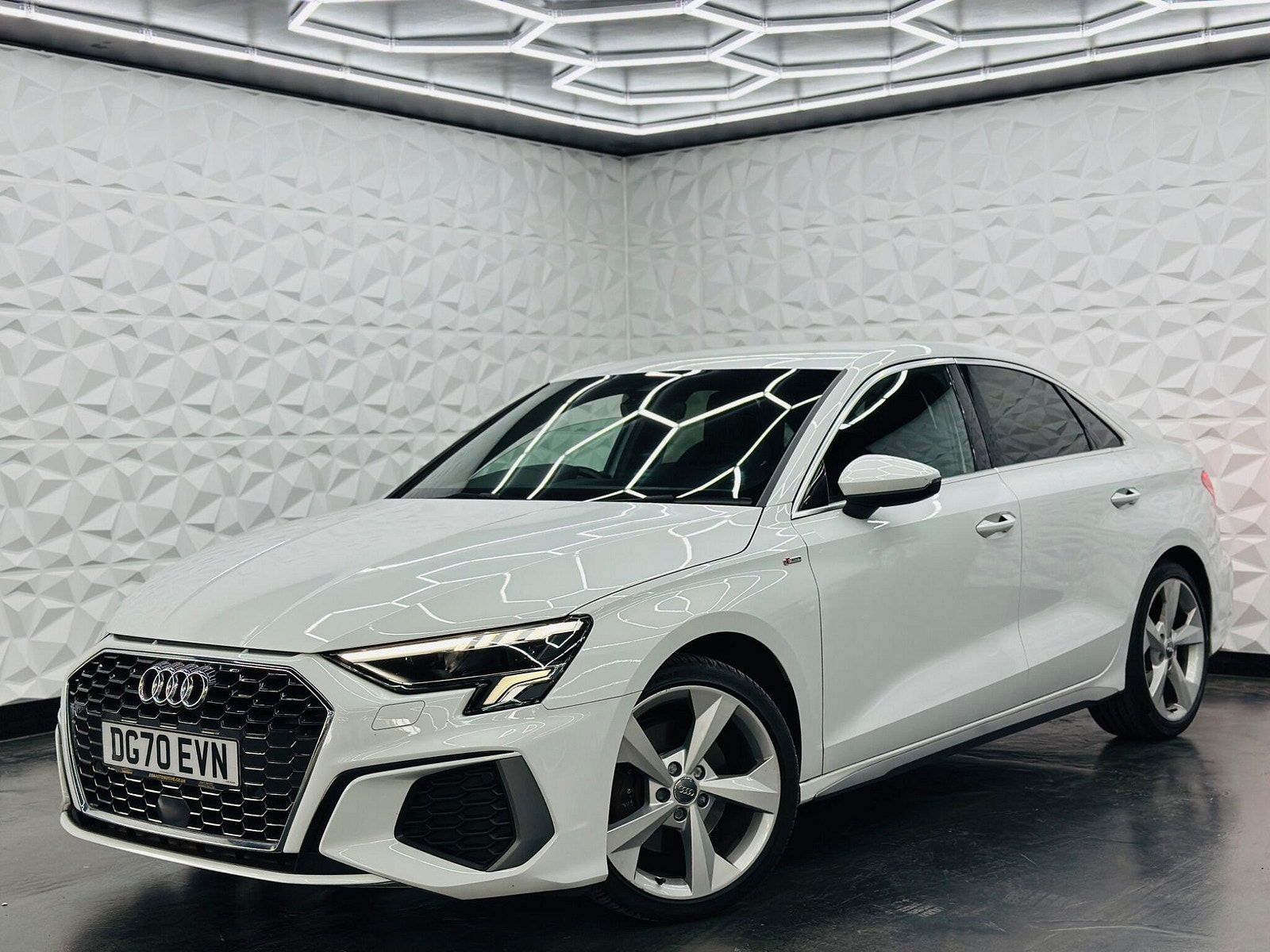 Audi A3 2.0 TDI 35 S line S Tronic Euro 6 (s/s) 4dr 4dr Automatic 2020