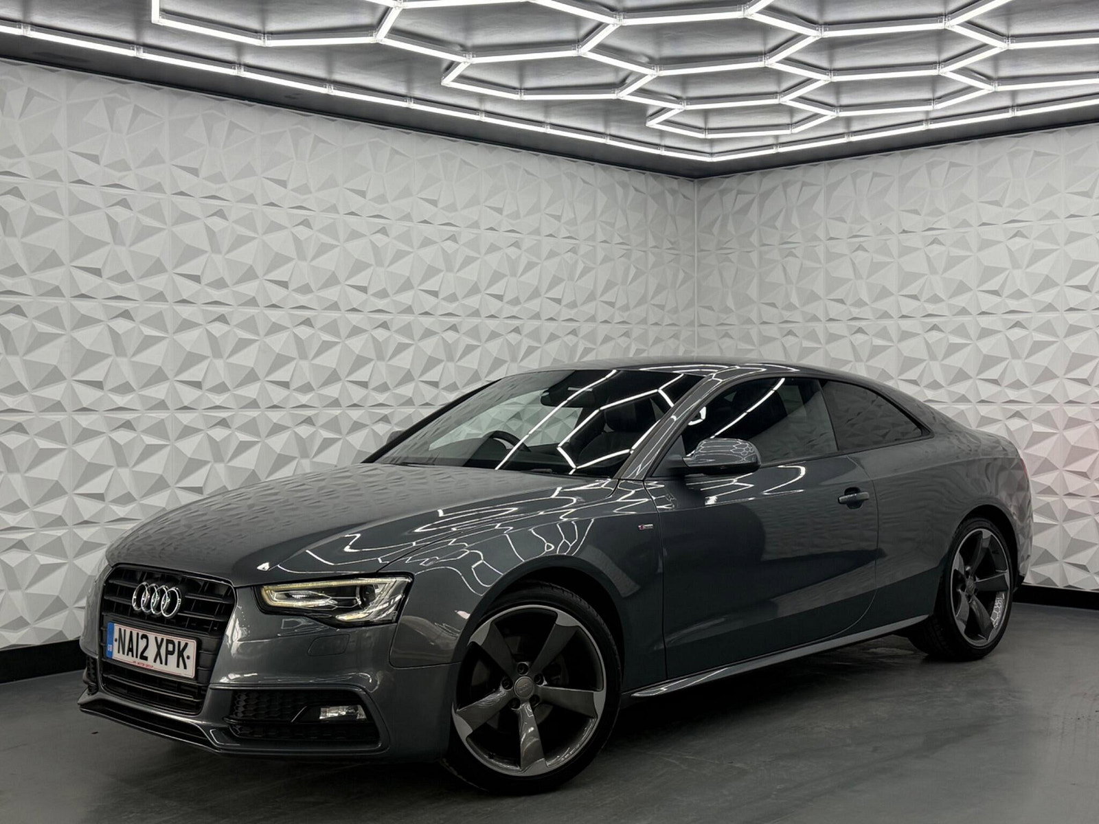 Audi A5 2.0 TDI Black Edition Euro 5 (s/s) 2dr 2dr Manual 2012