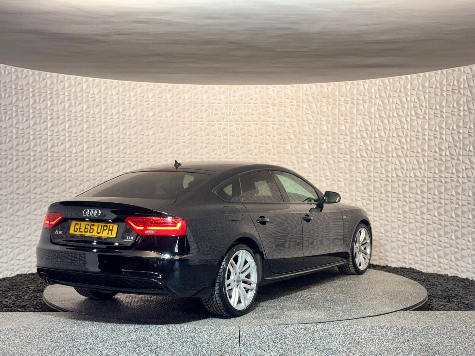 Audi A5 2.0 TDI Black Edition Plus Sportback S Tronic quattro Euro 6 (s/s) 5dr 5dr Automatic 2016