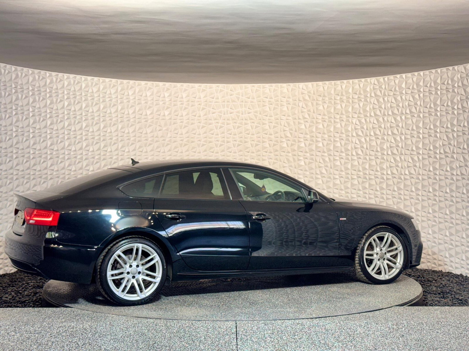 Audi A5 2.0 TDI Black Edition Plus Sportback S Tronic quattro Euro 6 (s/s) 5dr 5dr Automatic 2016