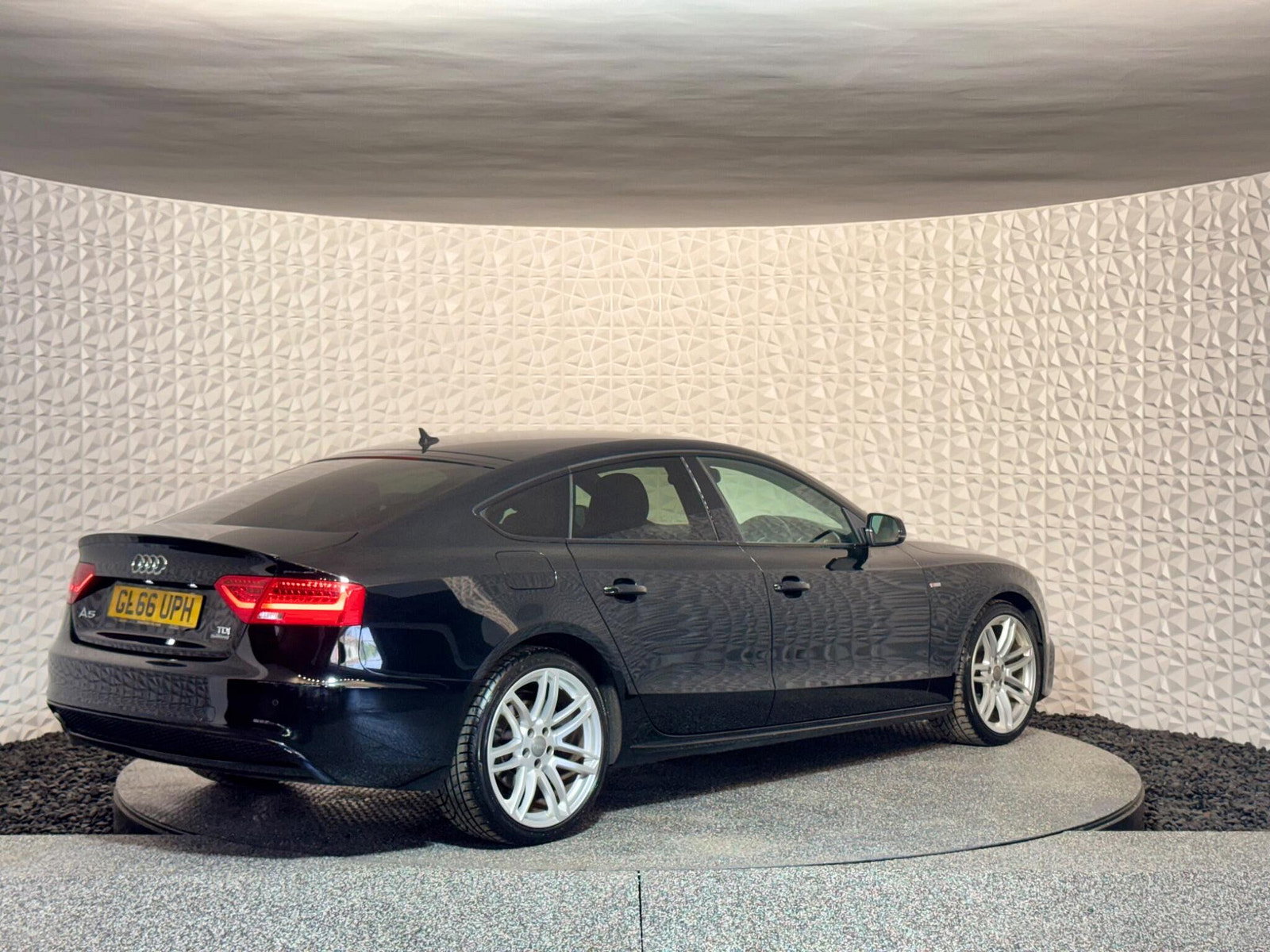 Audi A5 2.0 TDI Black Edition Plus Sportback S Tronic quattro Euro 6 (s/s) 5dr 5dr Automatic 2016