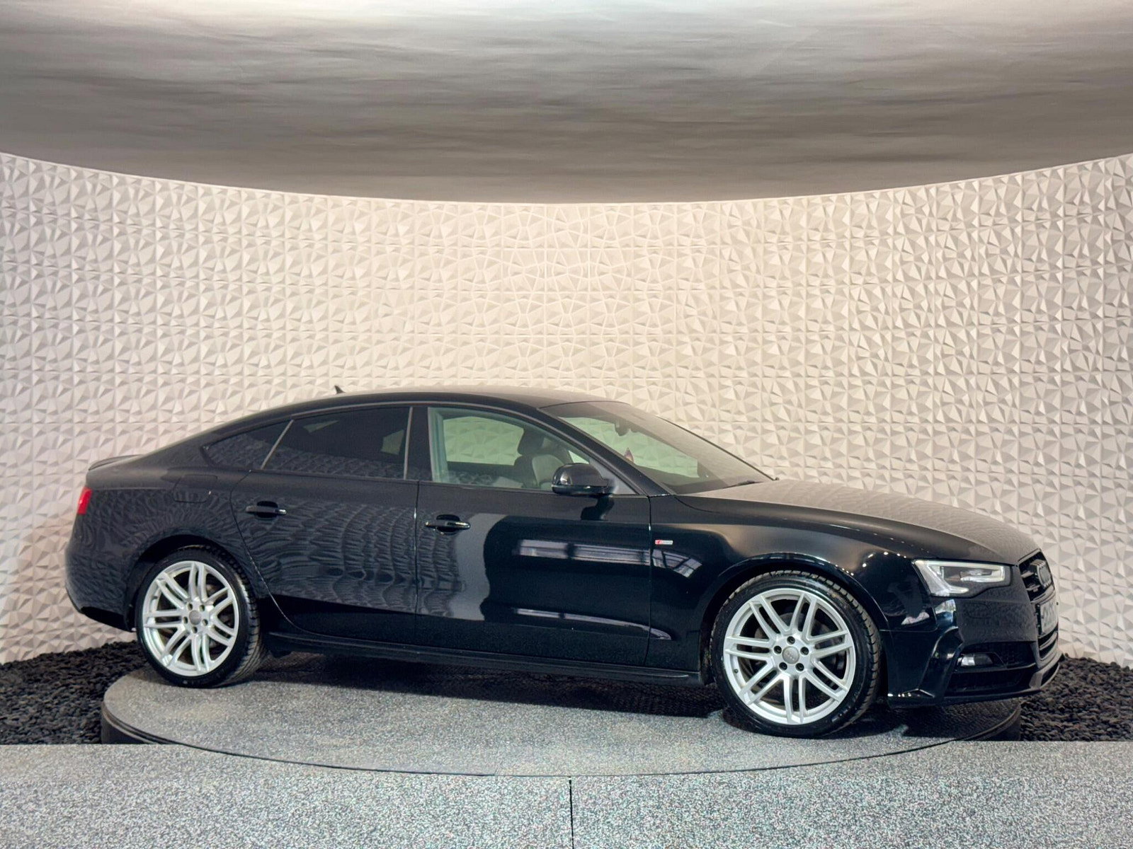 Audi A5 2.0 TDI Black Edition Plus Sportback S Tronic quattro Euro 6 (s/s) 5dr 5dr Automatic 2016