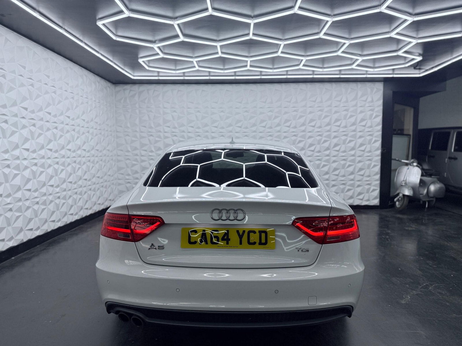 Audi A5 2.0 TDI Black Edition Sportback Euro 5 (s/s) 5dr 5dr Manual 2014