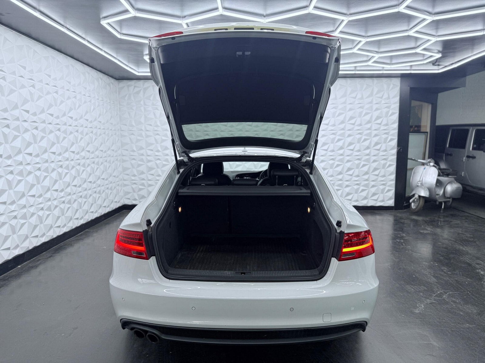 Audi A5 2.0 TDI Black Edition Sportback Euro 5 (s/s) 5dr 5dr Manual 2014