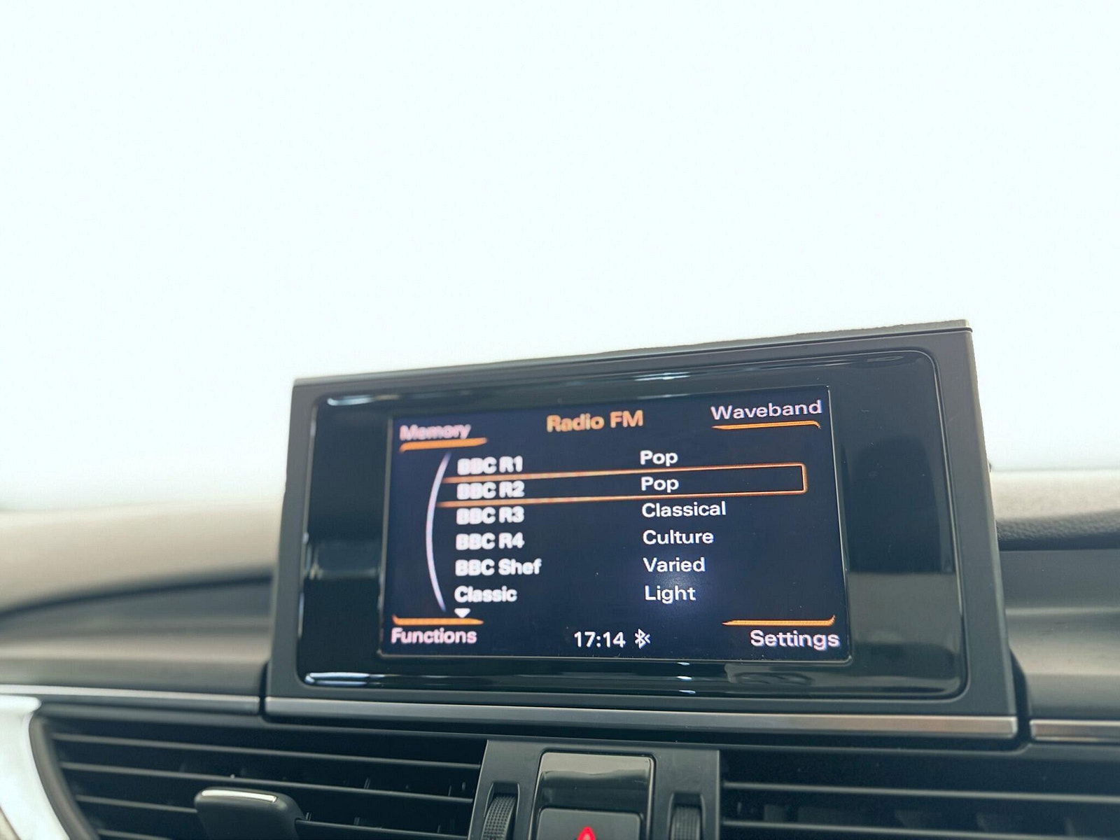 Audi A6 Allroad 3.0 TDI V6 S Tronic quattro Euro 5 (s/s) 5dr 5dr Automatic 2013