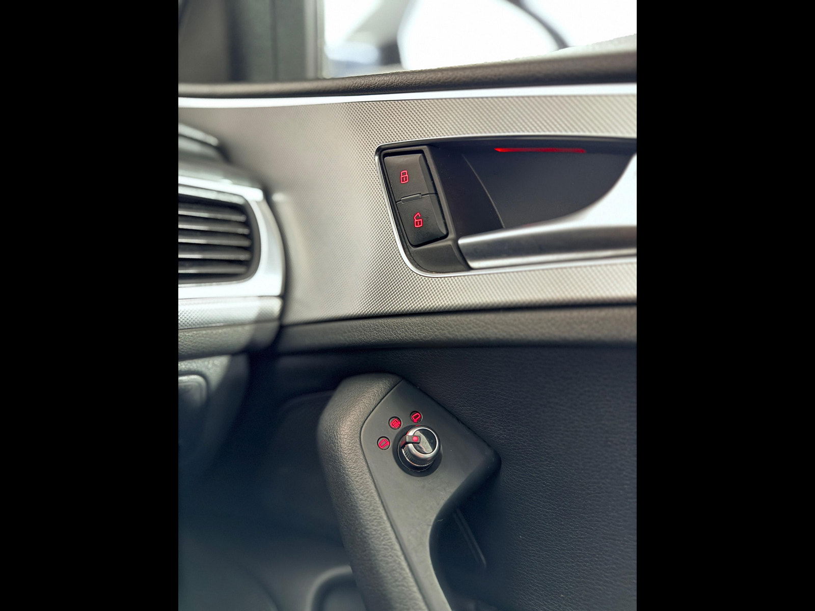 Audi A6 Allroad 3.0 TDI V6 S Tronic quattro Euro 5 (s/s) 5dr 5dr Automatic 2013