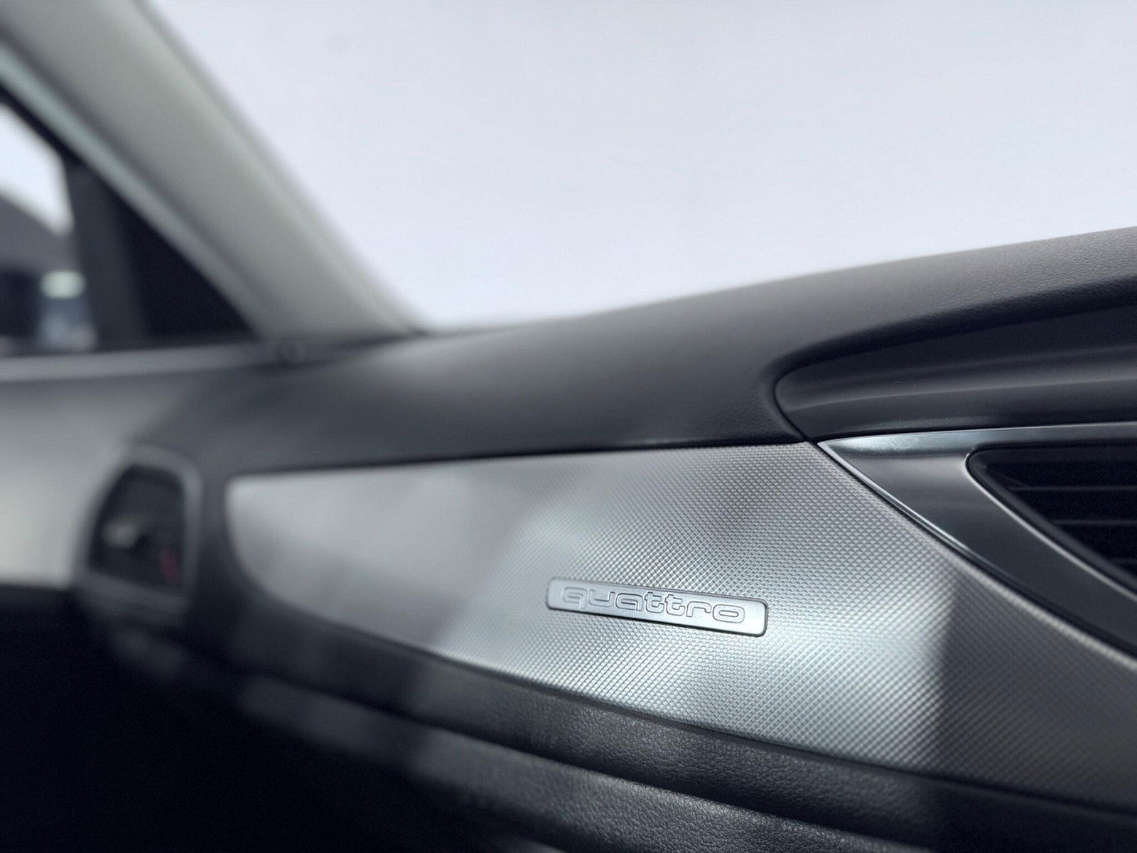 Audi A6 Allroad 3.0 TDI V6 S Tronic quattro Euro 5 (s/s) 5dr 5dr Automatic 2013