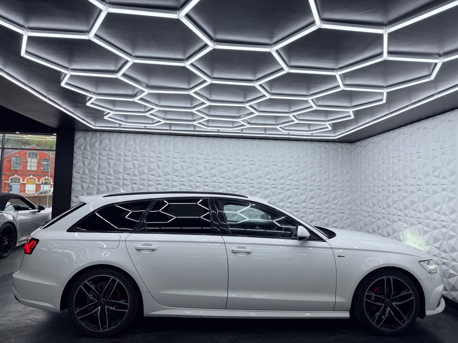 Audi A6 Avant 2.0 TDI ultra Black Edition S Tronic Euro 6 (s/s) 5dr 5dr Automatic 2015