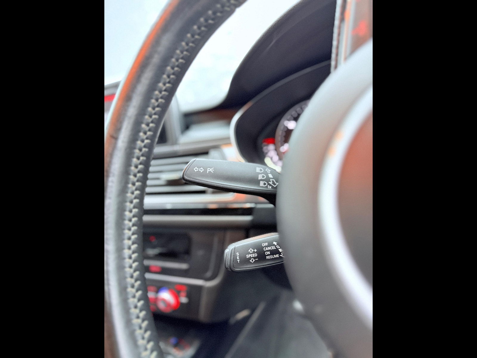 Audi A6 Avant 2.0 TDI ultra Black Edition S Tronic Euro 6 (s/s) 5dr 5dr Automatic 2015