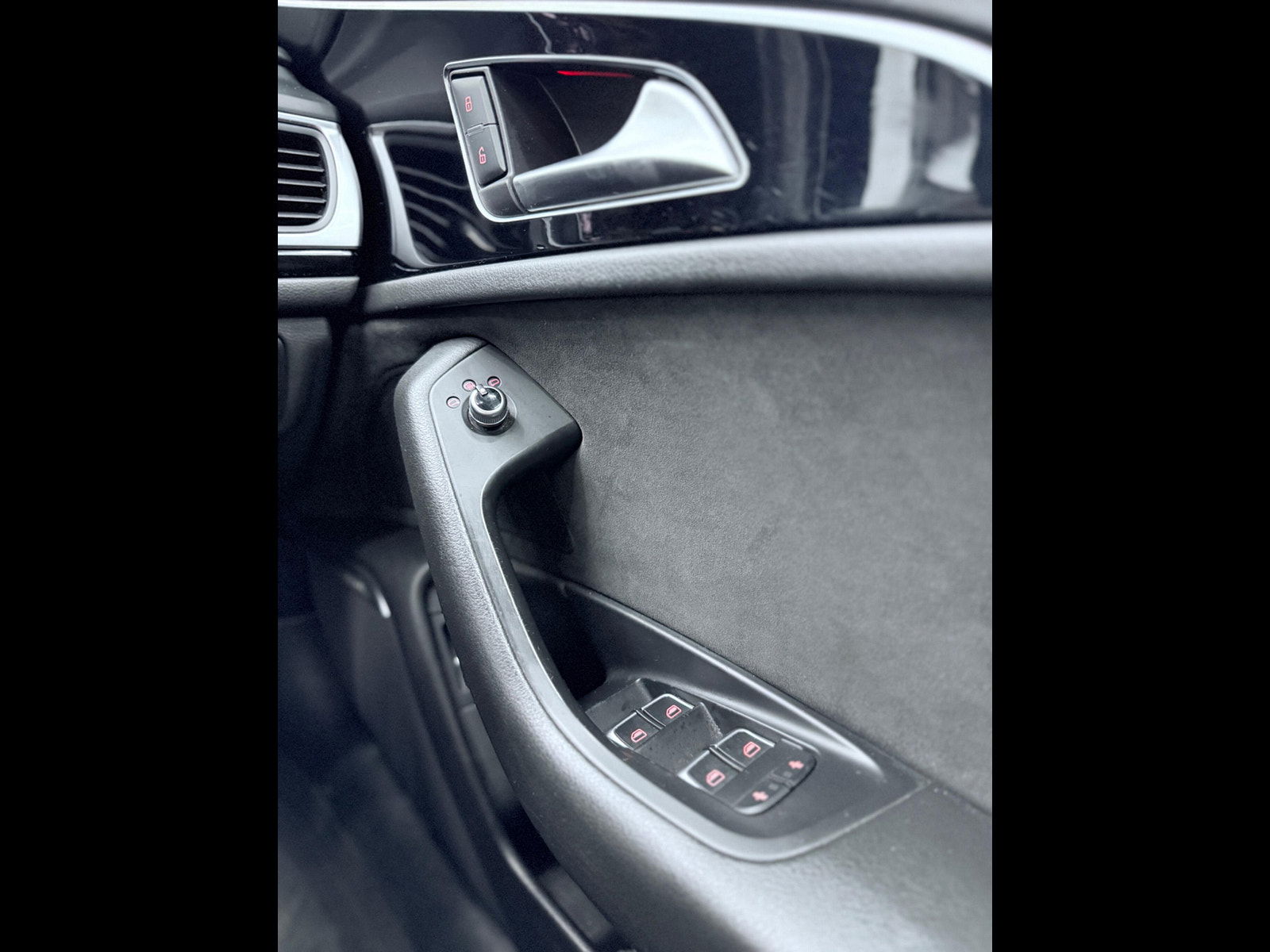 Audi A6 Avant 2.0 TDI ultra Black Edition S Tronic Euro 6 (s/s) 5dr 5dr Automatic 2015