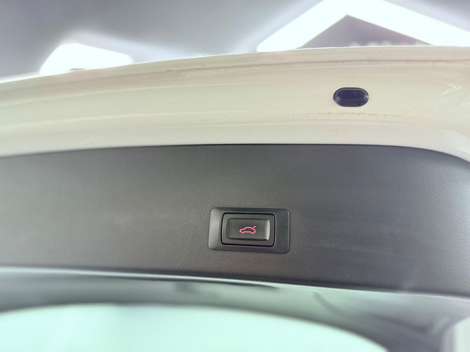 Audi A6 Avant 2.0 TDI ultra Black Edition S Tronic Euro 6 (s/s) 5dr 5dr Automatic 2015