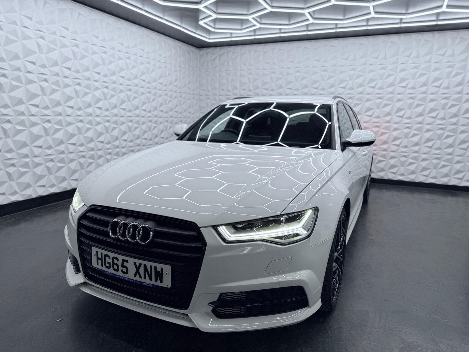 Audi A6 Avant 2.0 TDI ultra Black Edition S Tronic Euro 6 (s/s) 5dr 5dr Automatic 2015