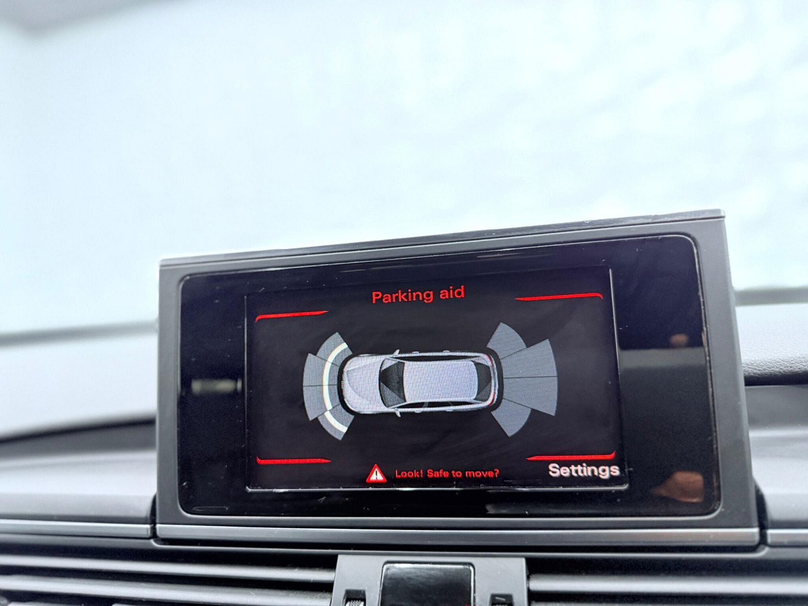 Audi A6 Avant 2.0 TDI ultra Black Edition S Tronic Euro 6 (s/s) 5dr 5dr Automatic 2015