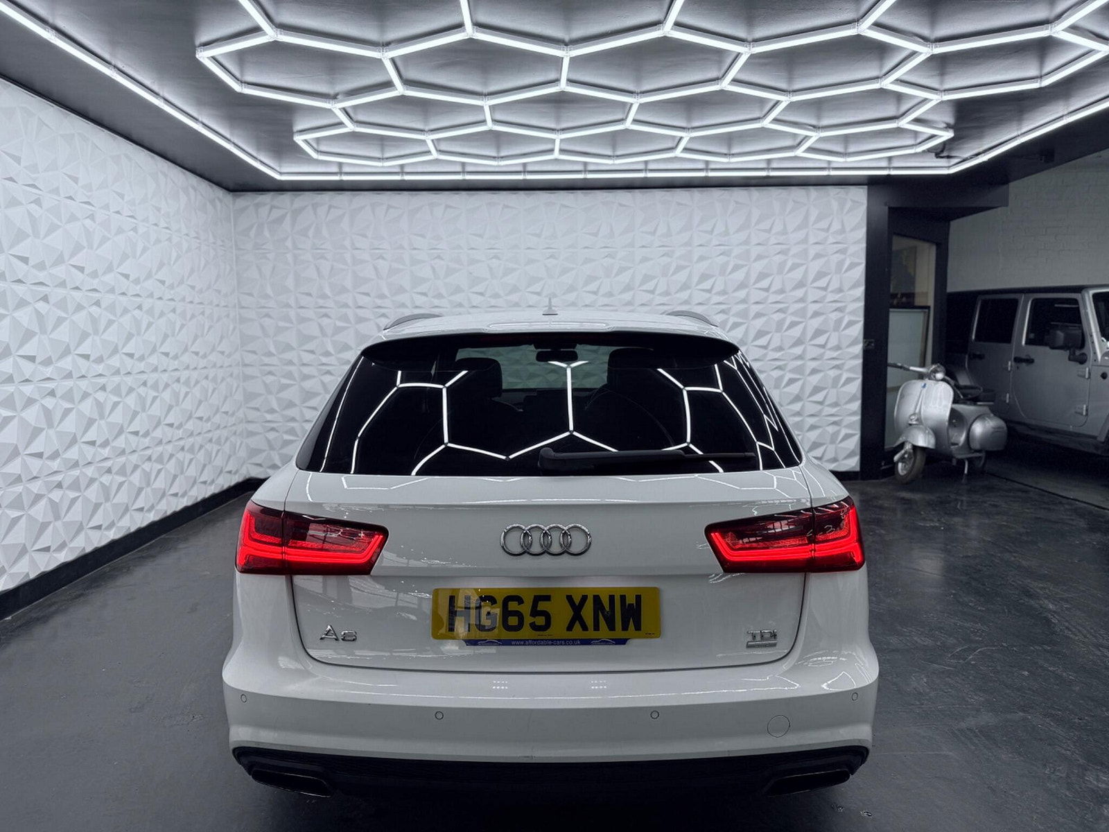 Audi A6 Avant 2.0 TDI ultra Black Edition S Tronic Euro 6 (s/s) 5dr 5dr Automatic 2015