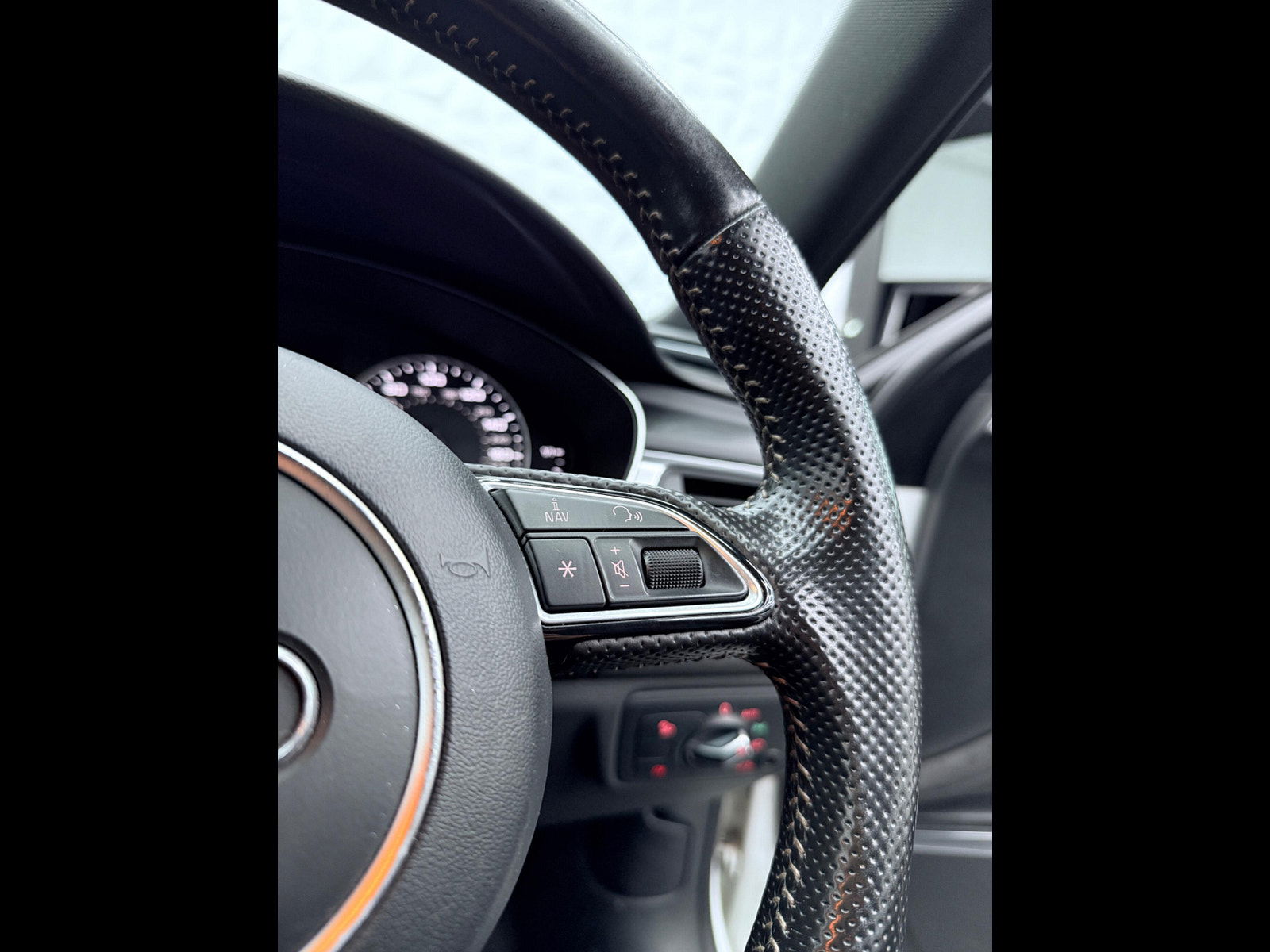 Audi A6 Avant 2.0 TDI ultra Black Edition S Tronic Euro 6 (s/s) 5dr 5dr Automatic 2015