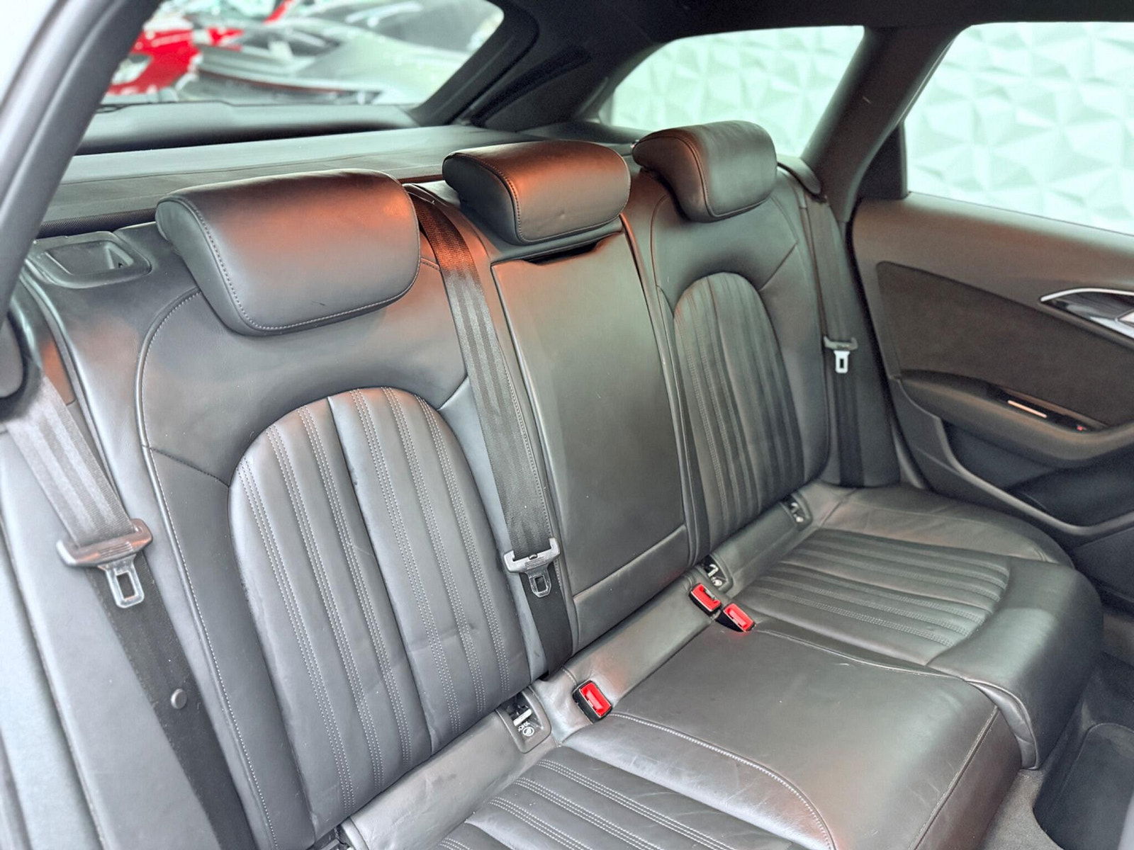 Audi A6 Avant 2.0 TDI ultra Black Edition S Tronic Euro 6 (s/s) 5dr 5dr Automatic 2015