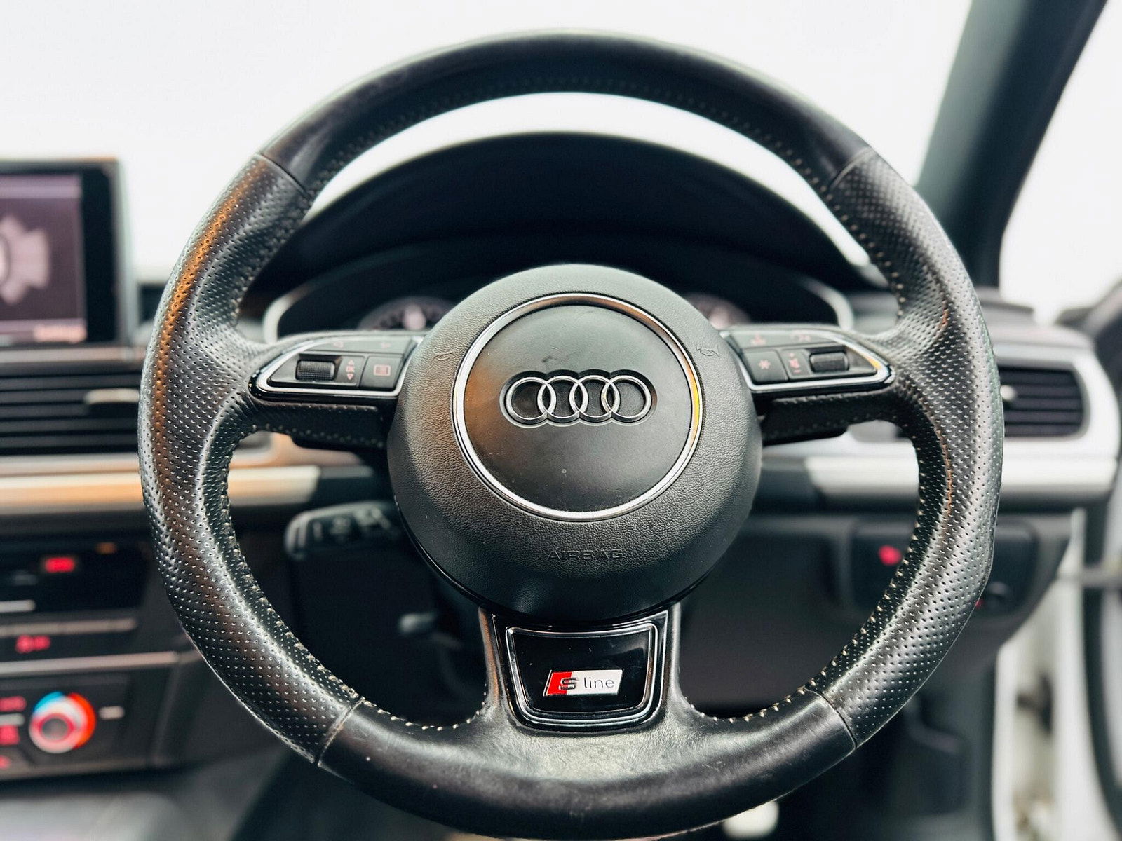 Audi A6 Saloon 2.0 TDI S line S Tronic quattro Euro 6 (s/s) 4dr 4dr Automatic 2016