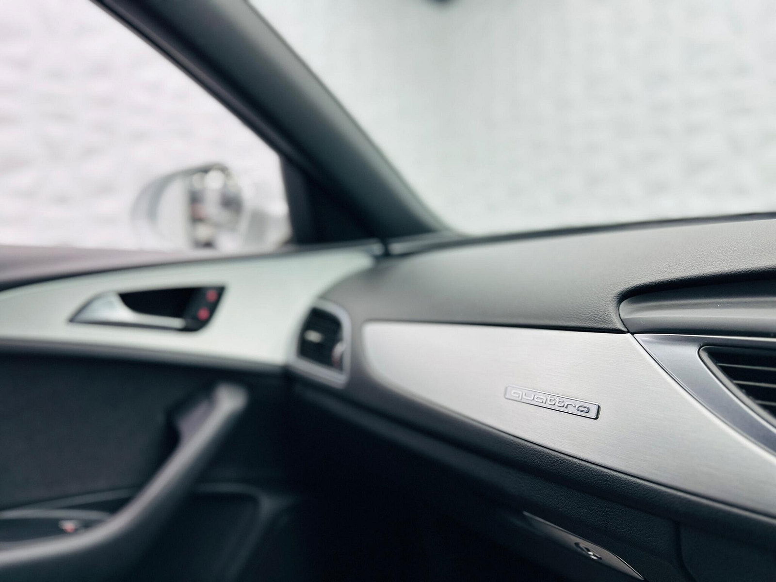 Audi A6 Saloon 2.0 TDI S line S Tronic quattro Euro 6 (s/s) 4dr 4dr Automatic 2016