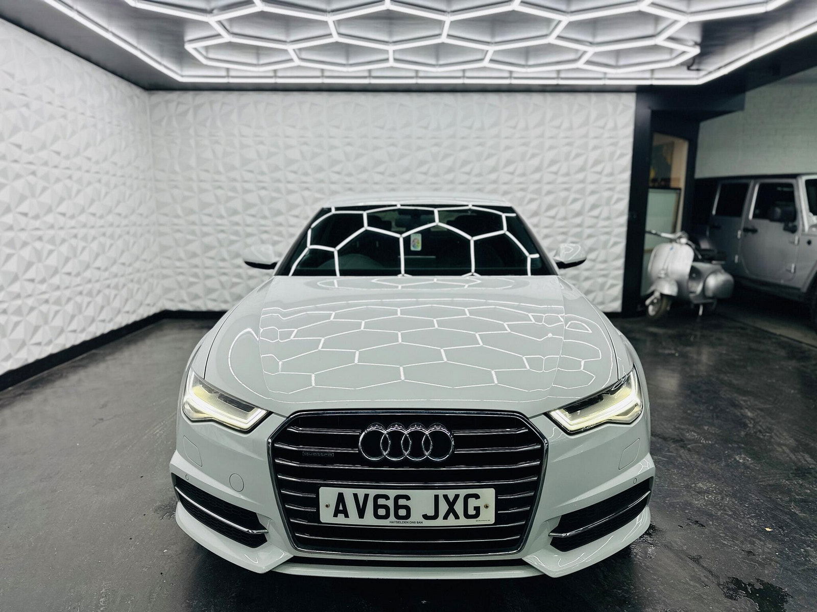 Audi A6 Saloon 2.0 TDI S line S Tronic quattro Euro 6 (s/s) 4dr 4dr Automatic 2016