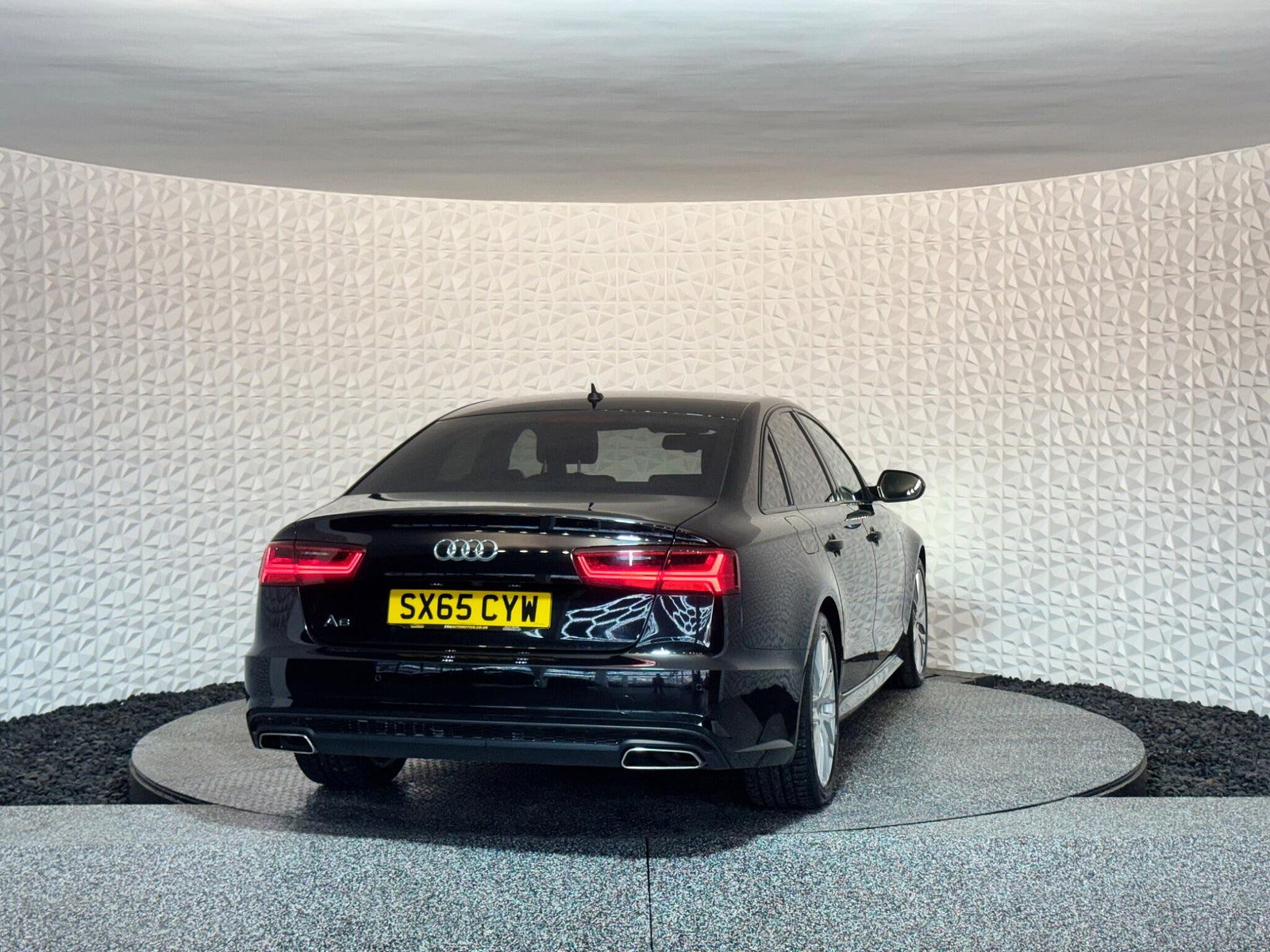 Audi A6 Saloon 2.0 TDI ultra S line S Tronic Euro 6 (s/s) 4dr 4dr Automatic 2016