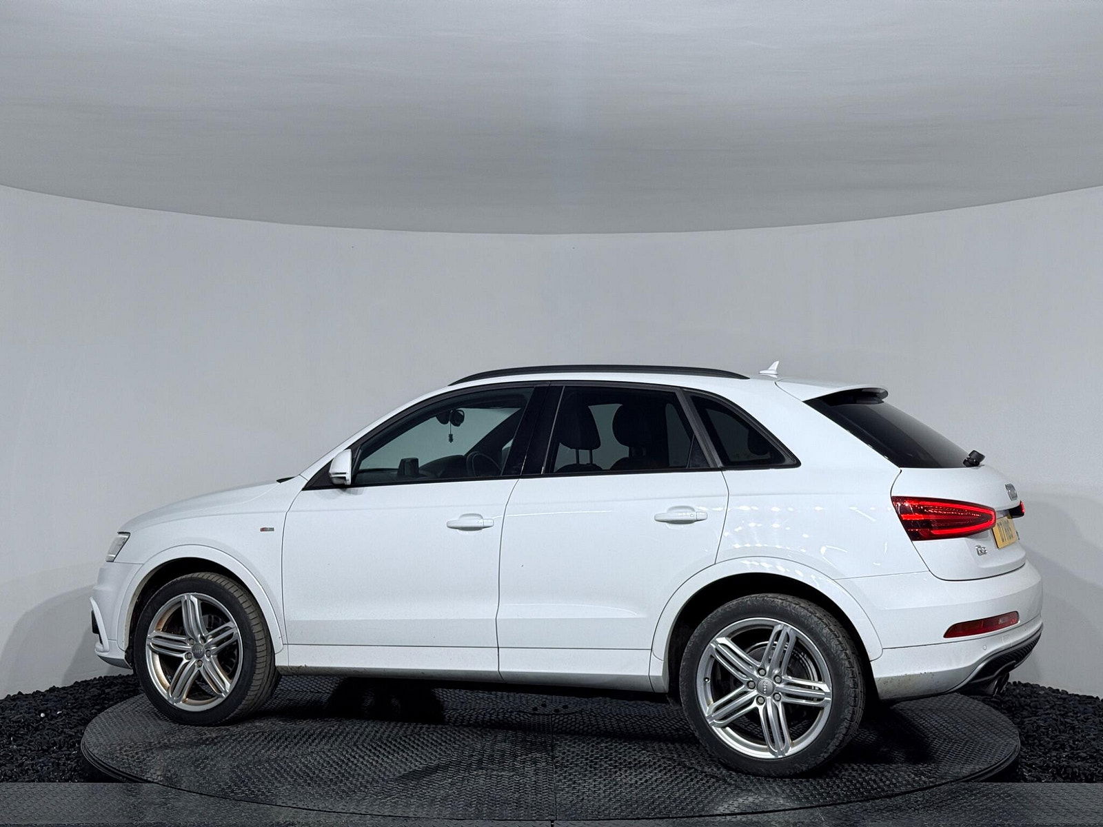 Audi Q3 2.0 TDI S line Plus S Tronic quattro Euro 5 (s/s) 5dr 5dr Automatic 2014