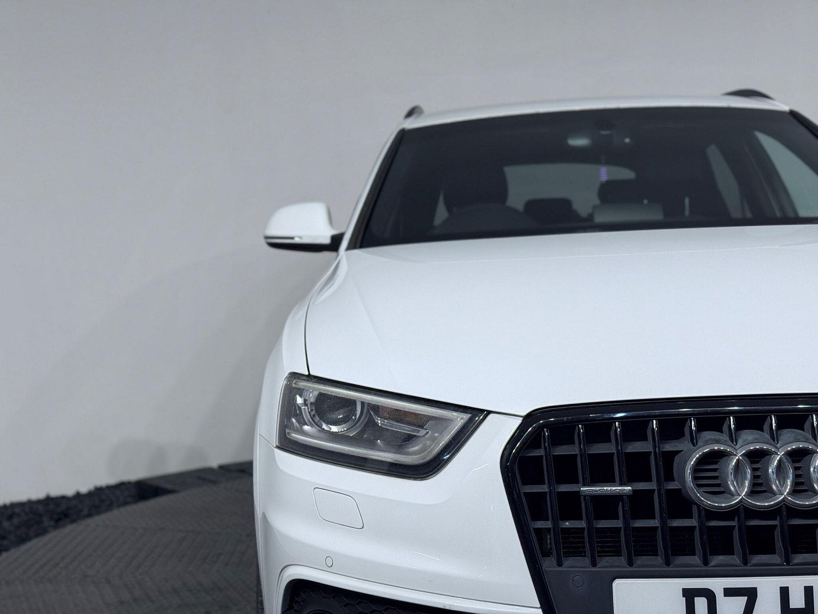 Audi Q3 2.0 TDI S line Plus S Tronic quattro Euro 5 (s/s) 5dr 5dr Automatic 2014