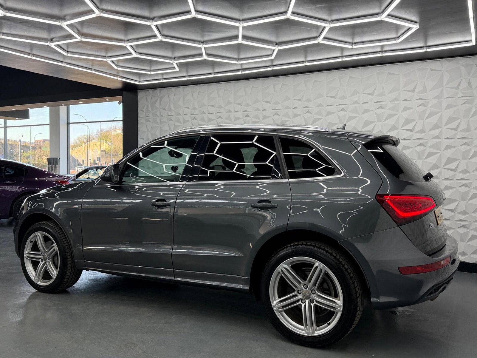 Audi Q5 2.0 TDI S line Plus S Tronic quattro Euro 5 (s/s) 5dr 5dr Automatic 2012