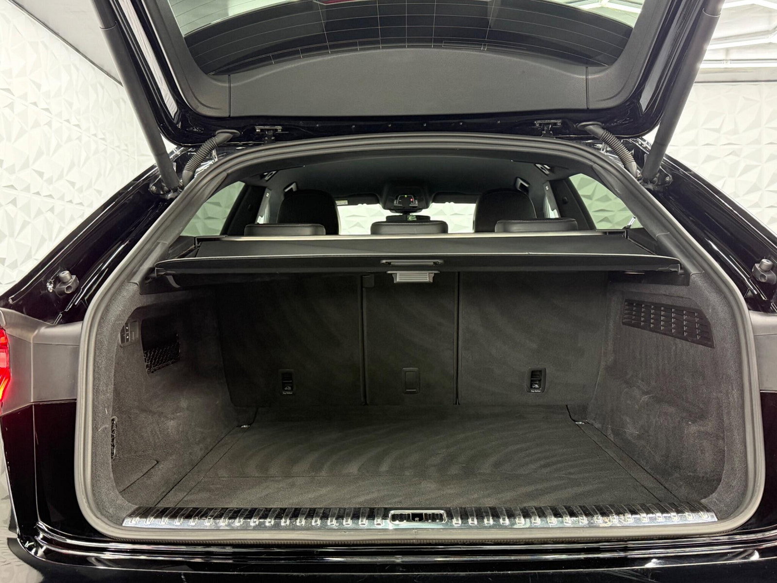 Audi Q8 3.0 TDI V6 50 S line Tiptronic quattro Euro 6 (s/s) 5dr 5dr Automatic 2020