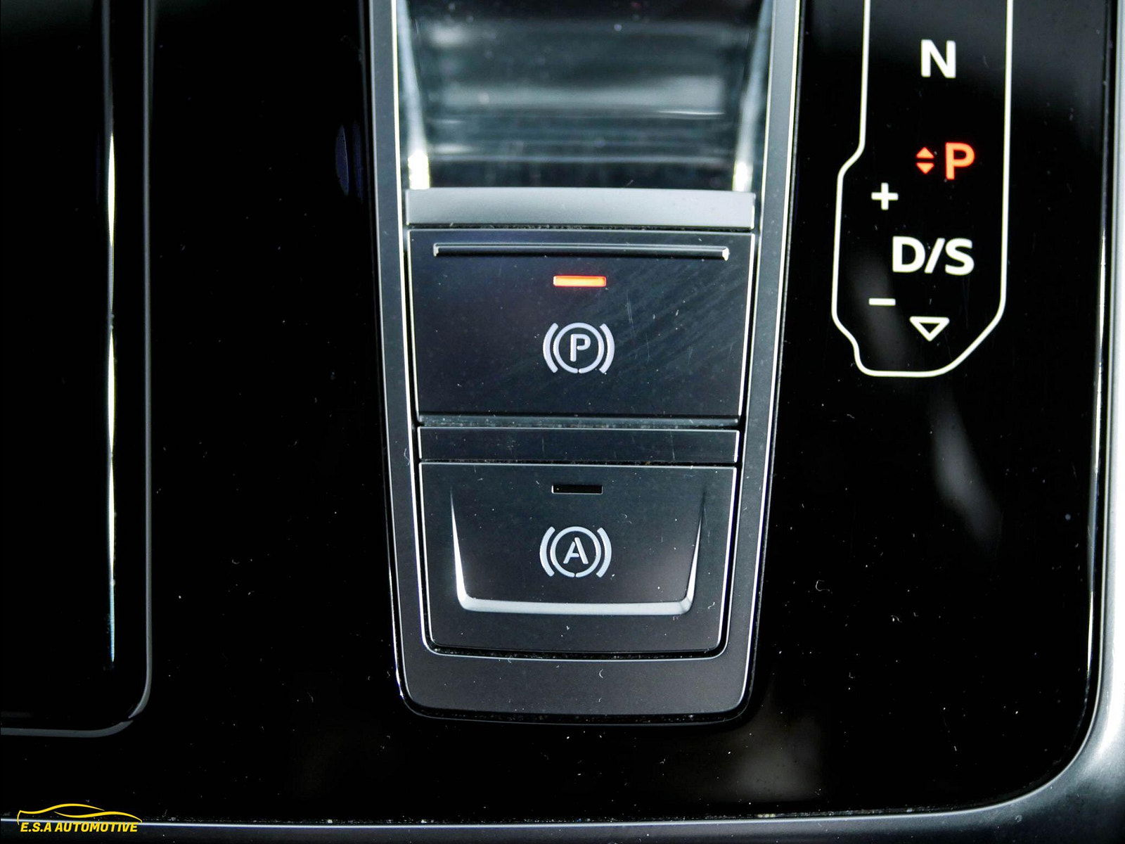 Audi Rsq8 4.0 TFSI V8 Carbon Black Tiptronic quattro Euro 6 (s/s) 5dr 5dr Automatic 2020