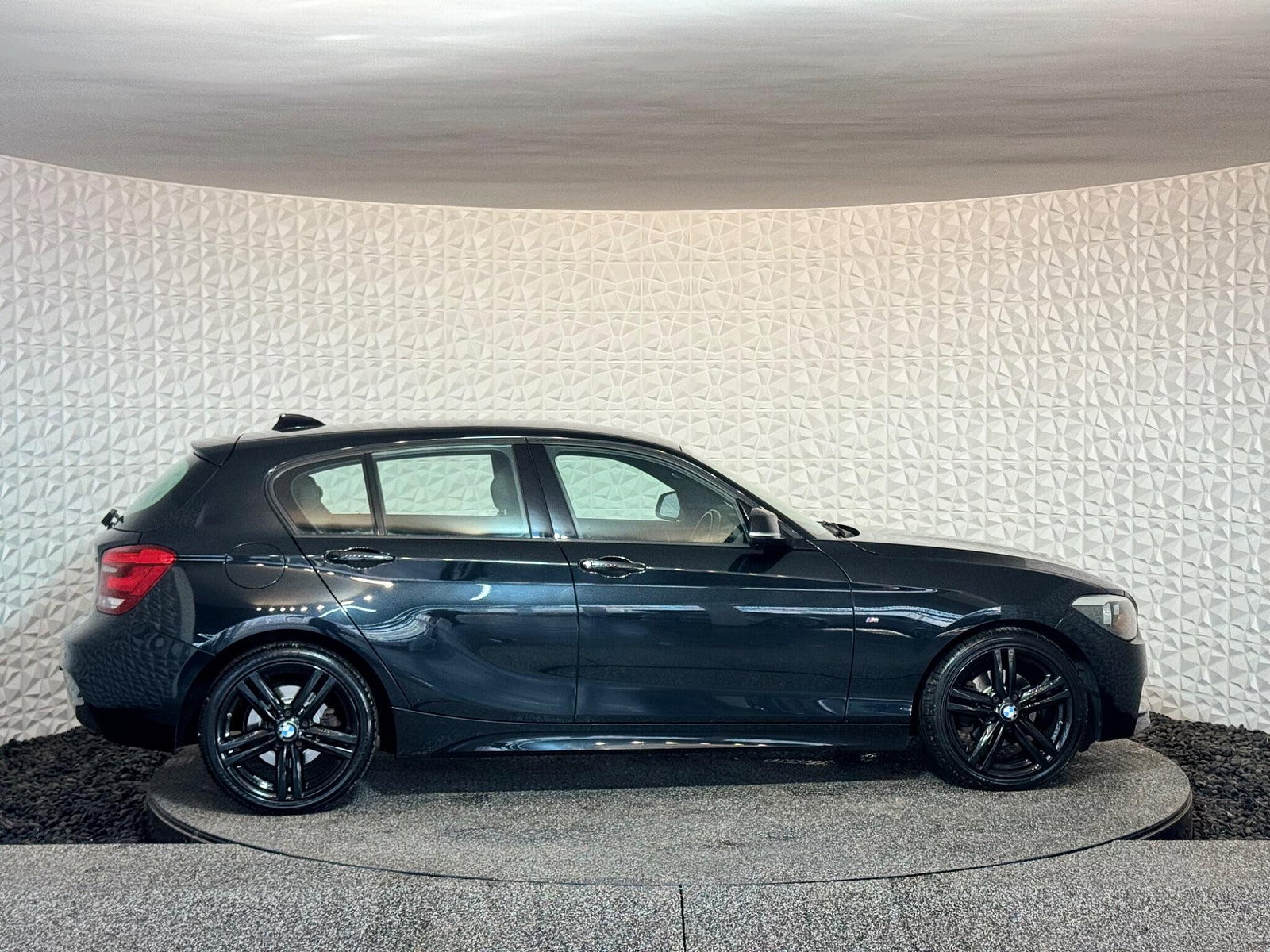 BMW 1 Series 2.0 120d M Sport Auto Euro 5 (s/s) 5dr 5dr Automatic 2014
