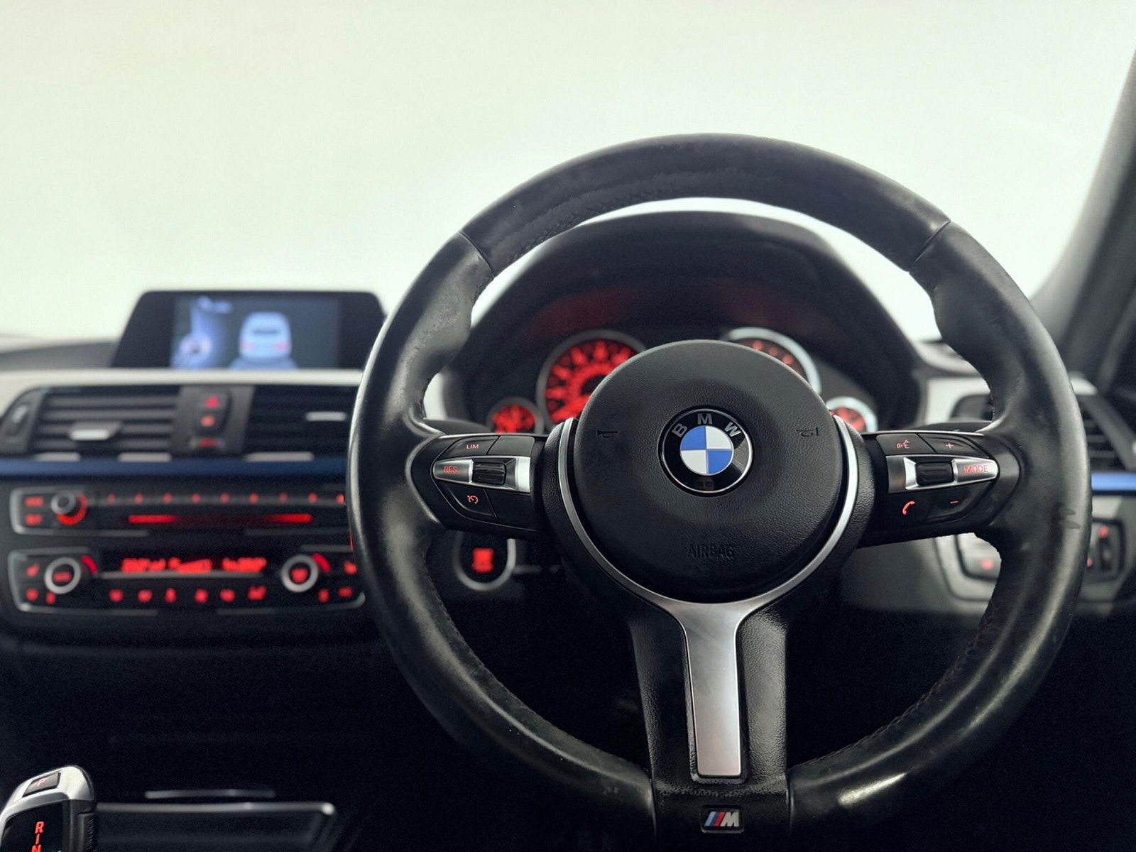 BMW 3 Series 2.0 320d M Sport Auto xDrive Euro 5 (s/s) 4dr 4dr Automatic 2014