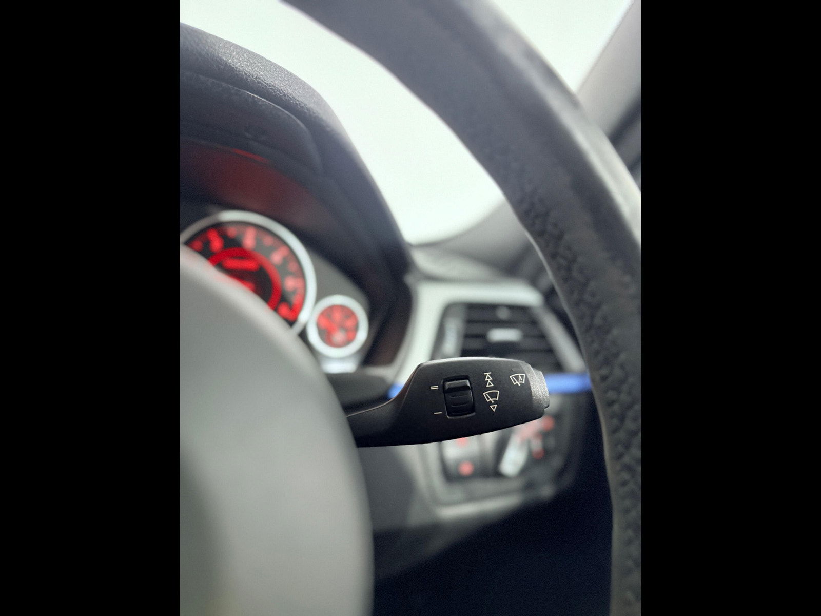 BMW 3 Series 2.0 320d M Sport Auto xDrive Euro 5 (s/s) 4dr 4dr Automatic 2014