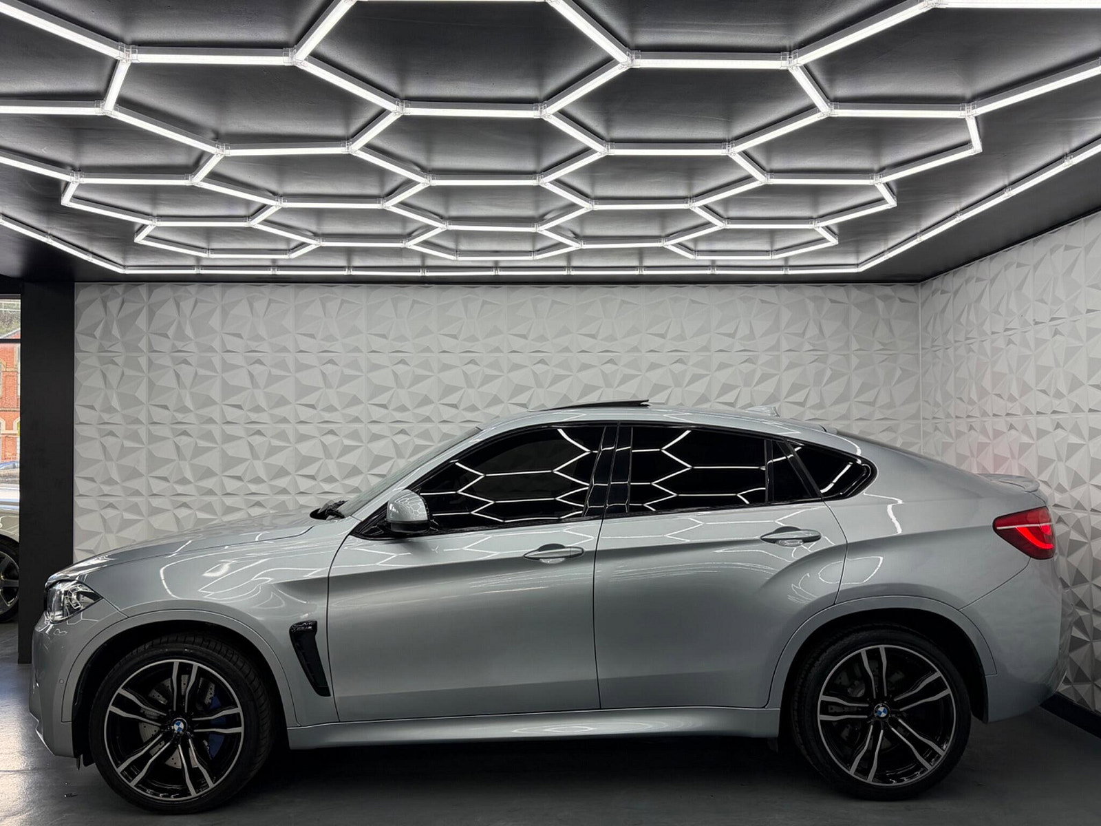 BMW X6 M 4.4 BiTurbo V8 Auto xDrive Euro 6 (s/s) 5dr 5dr Automatic 2017