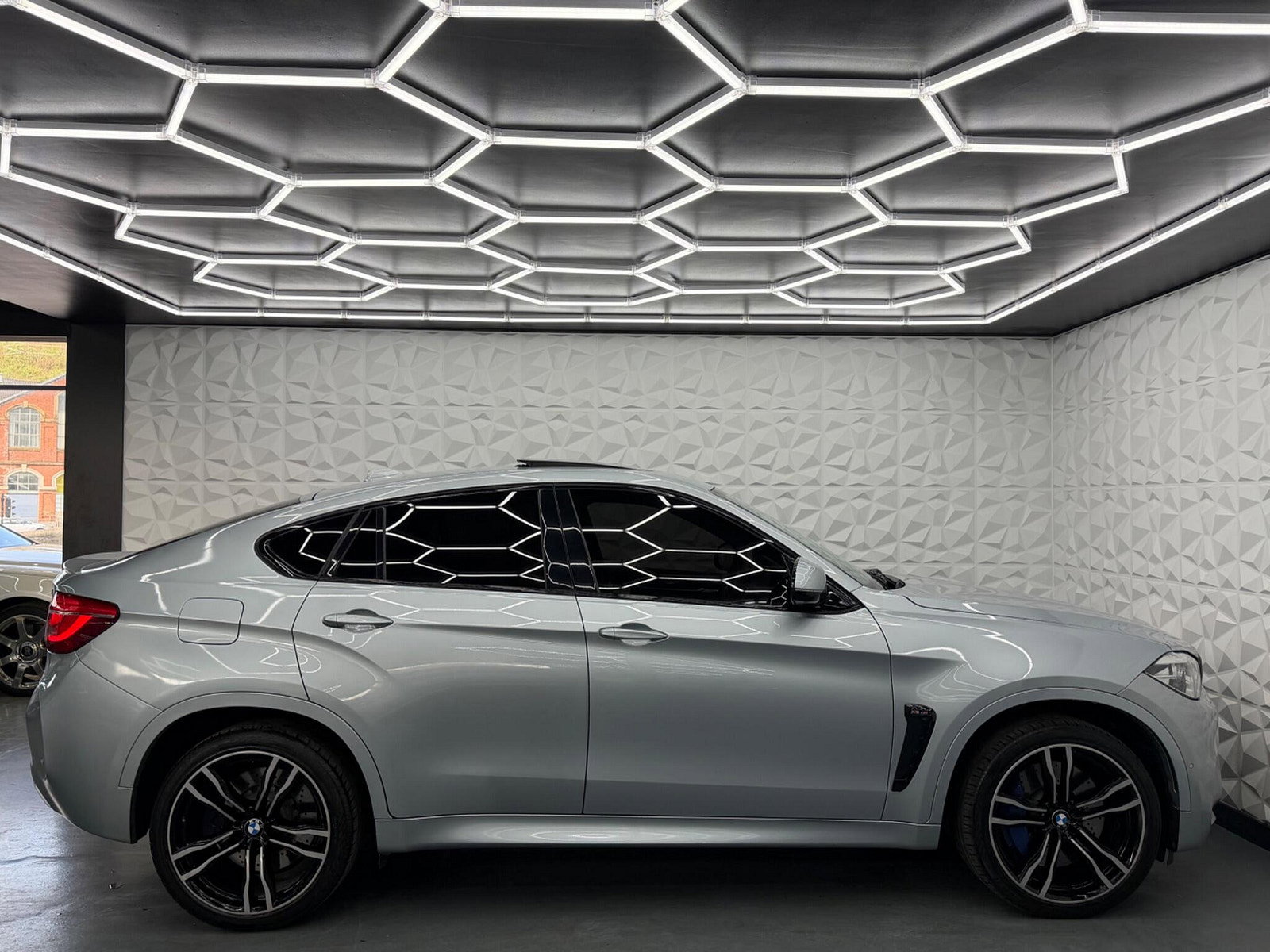 BMW X6 M 4.4 BiTurbo V8 Auto xDrive Euro 6 (s/s) 5dr 5dr Automatic 2017