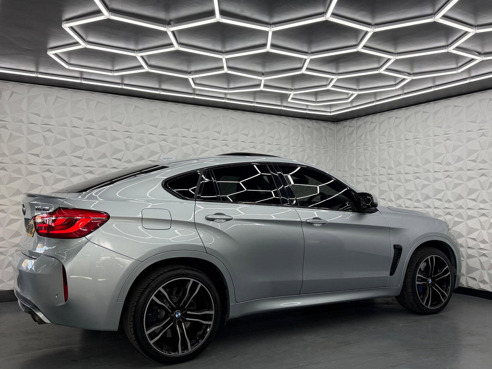 BMW X6 M 4.4 BiTurbo V8 Auto xDrive Euro 6 (s/s) 5dr 5dr Automatic 2017