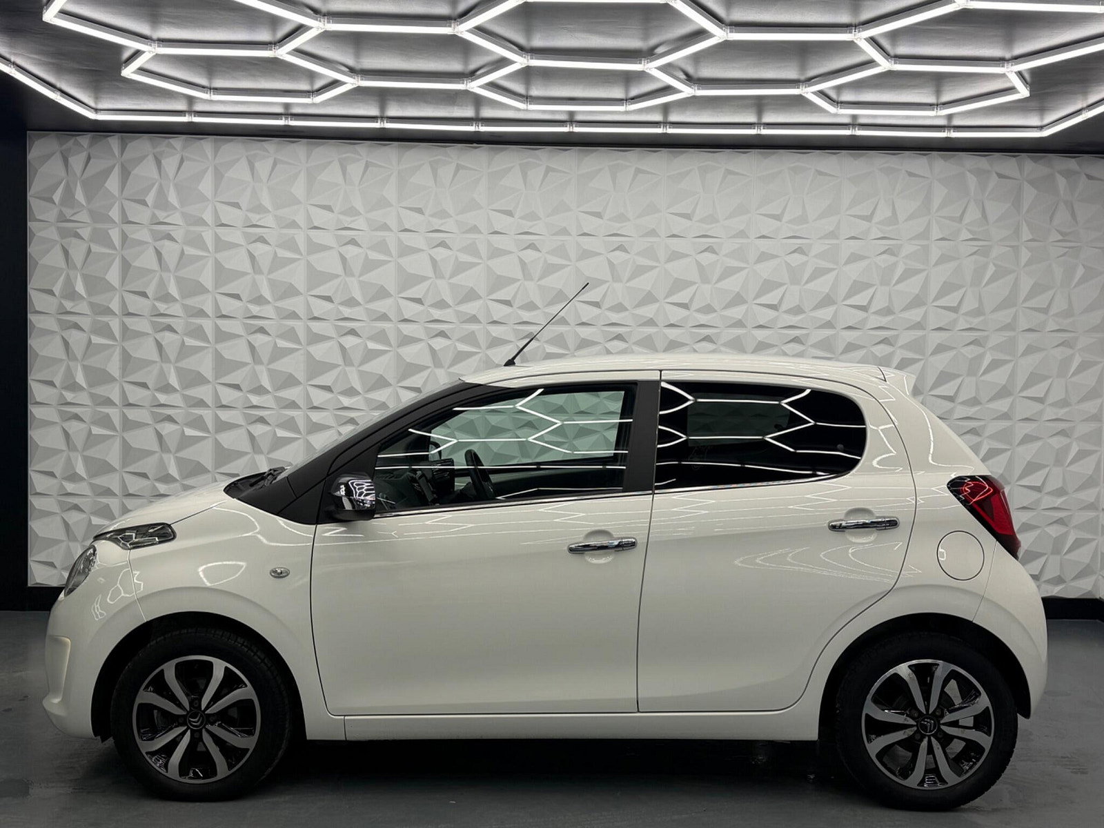 Citroen C1 1.0 VTi Flair ETG5 Euro 6 5dr 5dr Automatic 2016