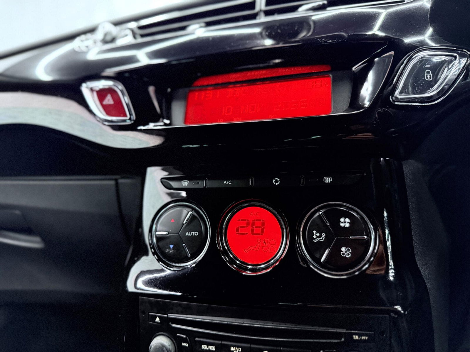 Citroen DS3 1.6 VTi DStyle Plus Euro 5 3dr 3dr Manual 2012