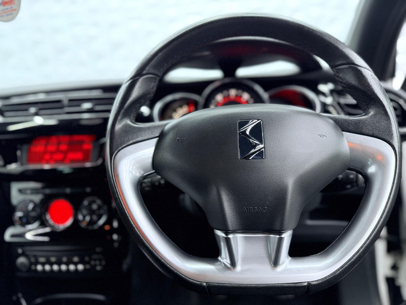 Citroen DS3 1.6 VTi DStyle Plus Euro 5 3dr 3dr Manual 2012