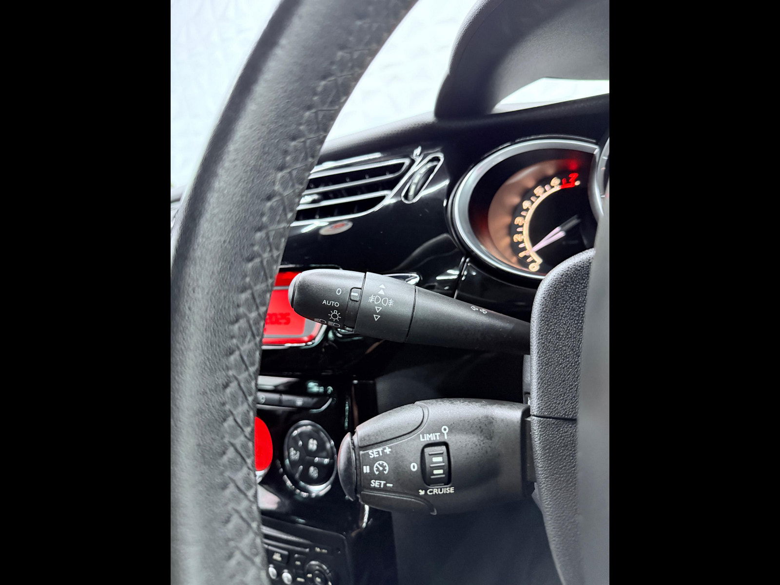 Citroen DS3 1.6 VTi DStyle Plus Euro 5 3dr 3dr Manual 2012