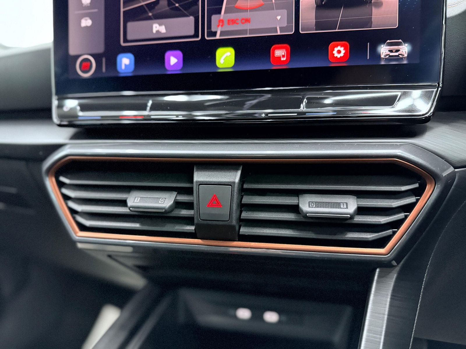 CUPRA Formentor 1.5 TSI V1 DSG Euro 6 (s/s) 5dr 5dr Automatic 2024