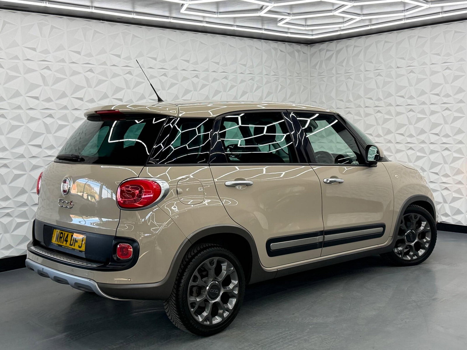 Fiat 500L 1.3 MultiJet Trekking Euro 5 (s/s) 5dr 5dr Manual 2014