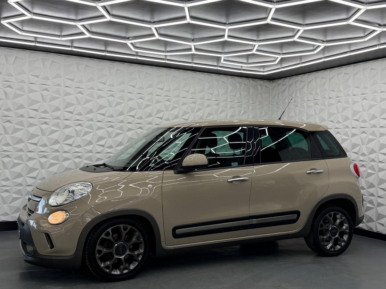 Fiat 500L 1.3 MultiJet Trekking Euro 5 (s/s) 5dr 5dr Manual 2014