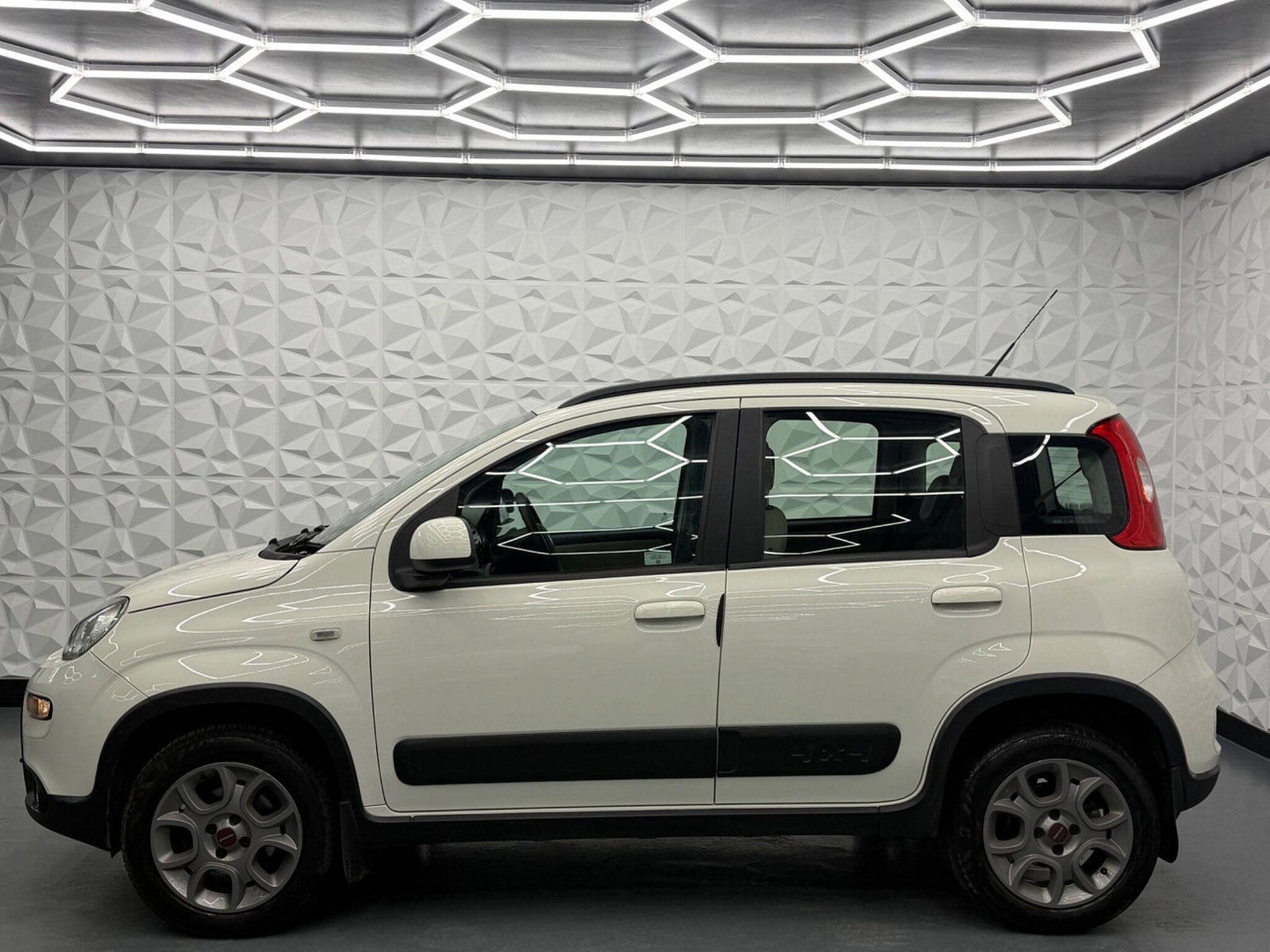 Fiat Panda 0.9 TwinAir 4x4 Euro 6 (s/s) 5dr 5dr Manual 2012