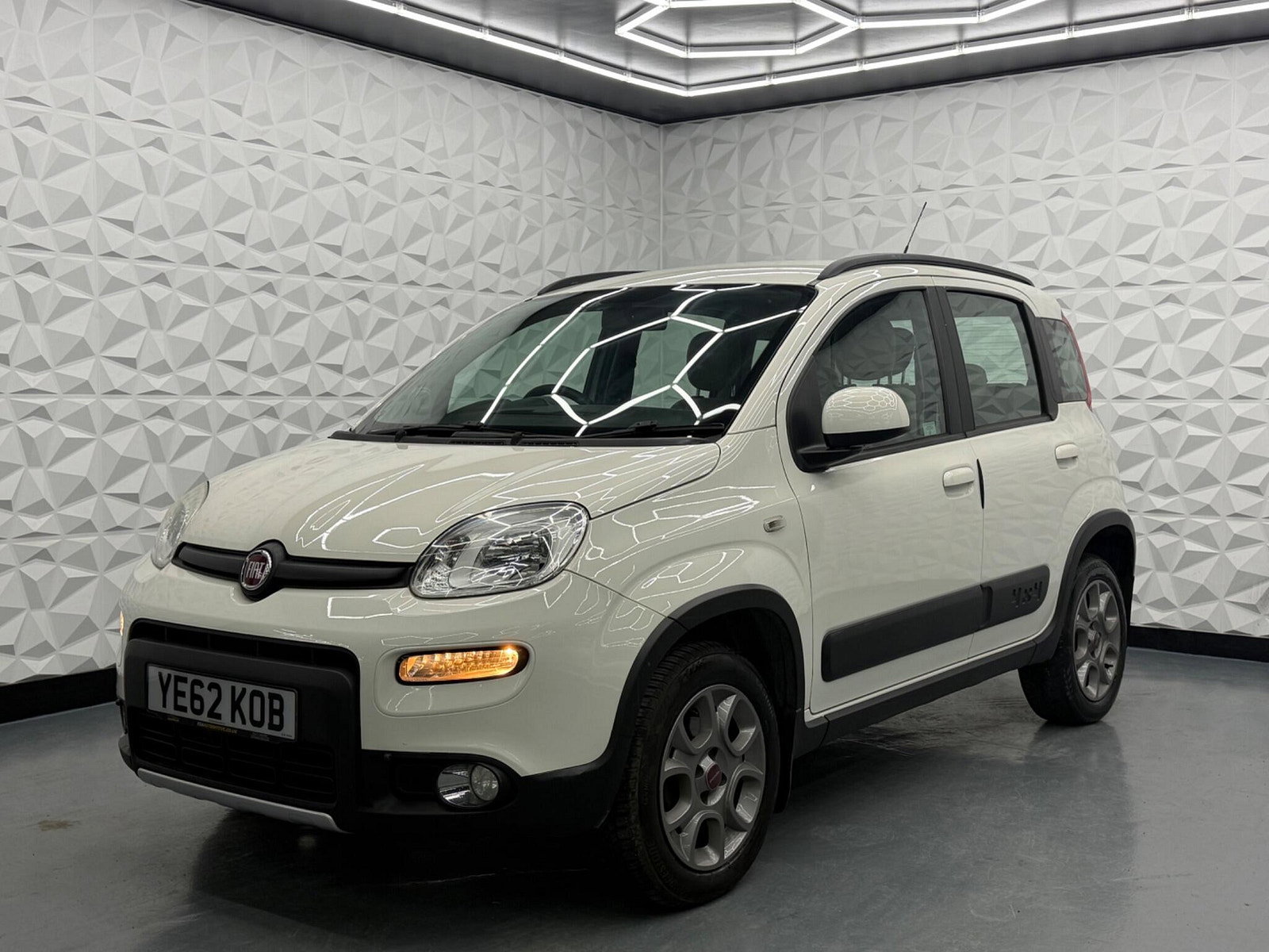 Fiat Panda 0.9 TwinAir 4x4 Euro 6 (s/s) 5dr 5dr Manual 2012