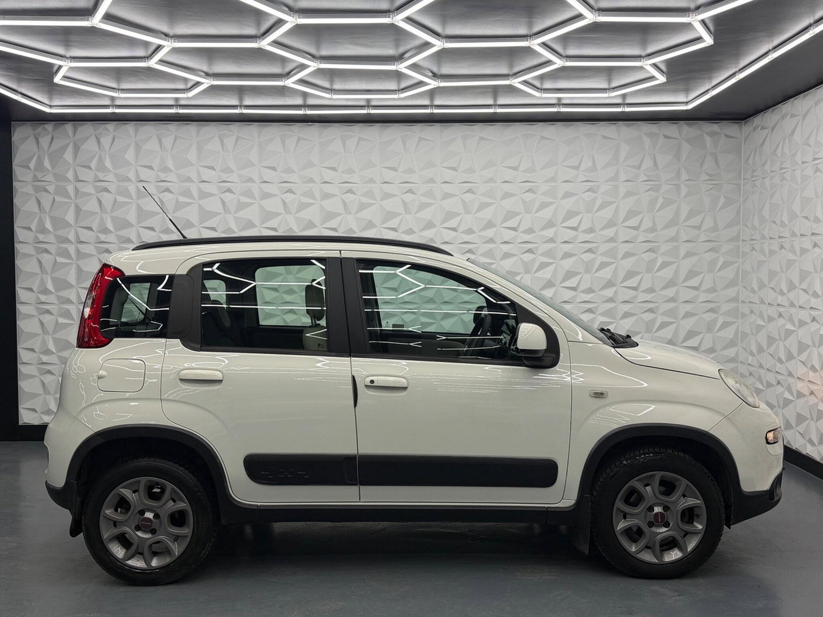 Fiat Panda 0.9 TwinAir 4x4 Euro 6 (s/s) 5dr 5dr Manual 2012