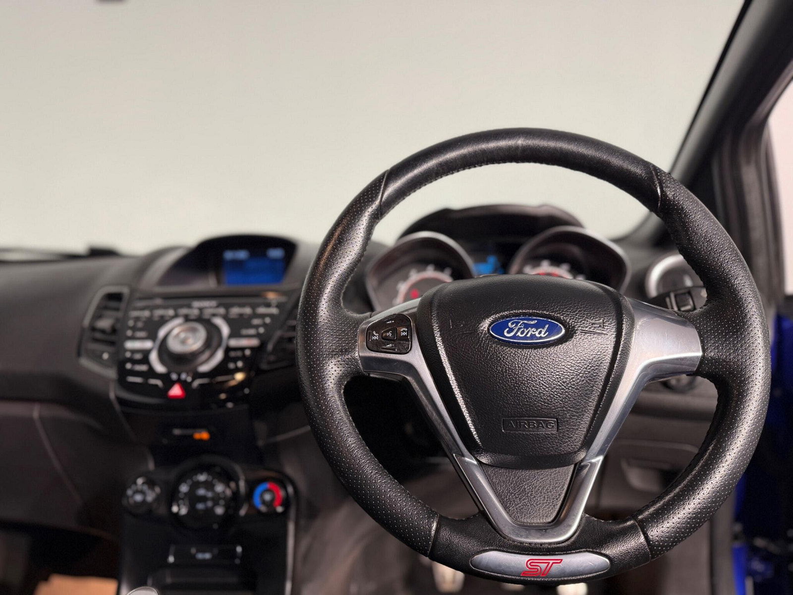 Ford Fiesta 1.6T EcoBoost ST-2 Euro 5 3dr 3dr Manual 2015