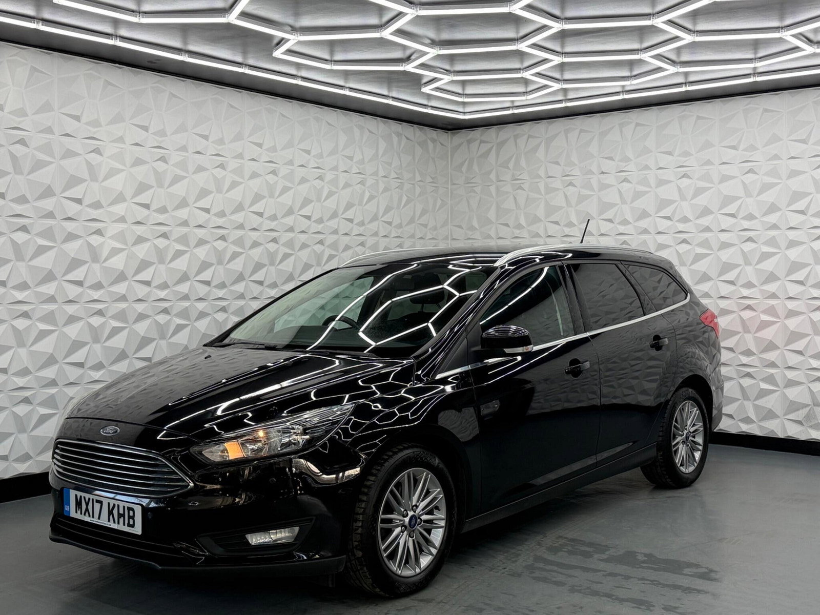 Ford Focus 1.5 TDCi Zetec Edition Euro 6 (s/s) 5dr 5dr Manual 2017